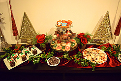 A COCKTAIL CHRISTMAS PARTY